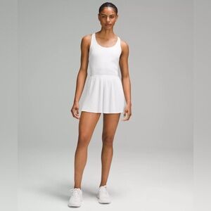 NWT Scoop-Neck Pleated Linerless Tennis Dress - White - 2